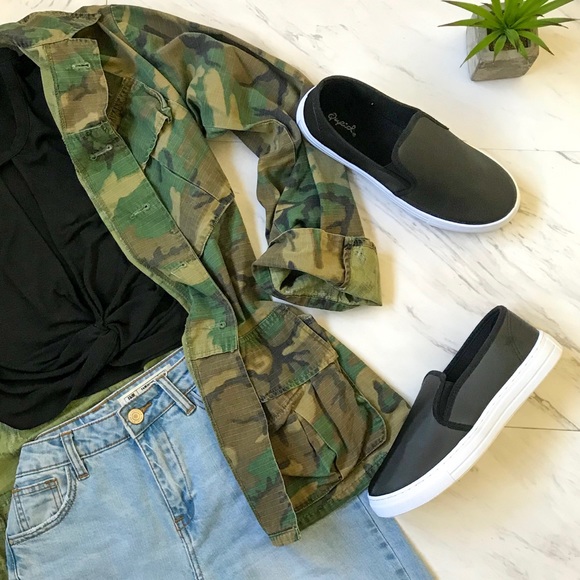 Shoes - 🆕 Black Satin Slip-on Sneakers